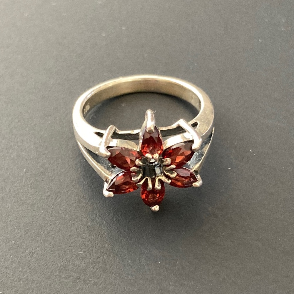 Sterling Garnet Flower Ring 6
